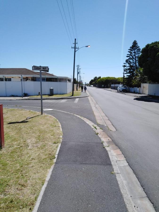 Bolingo Guest Palace Cape Town Exterior photo